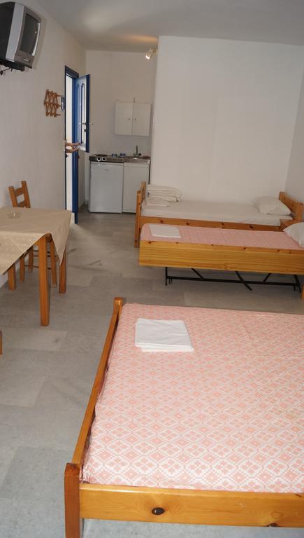Studios Vagos 1 Άγιος Προκόπιος Εξωτερικό φωτογραφία